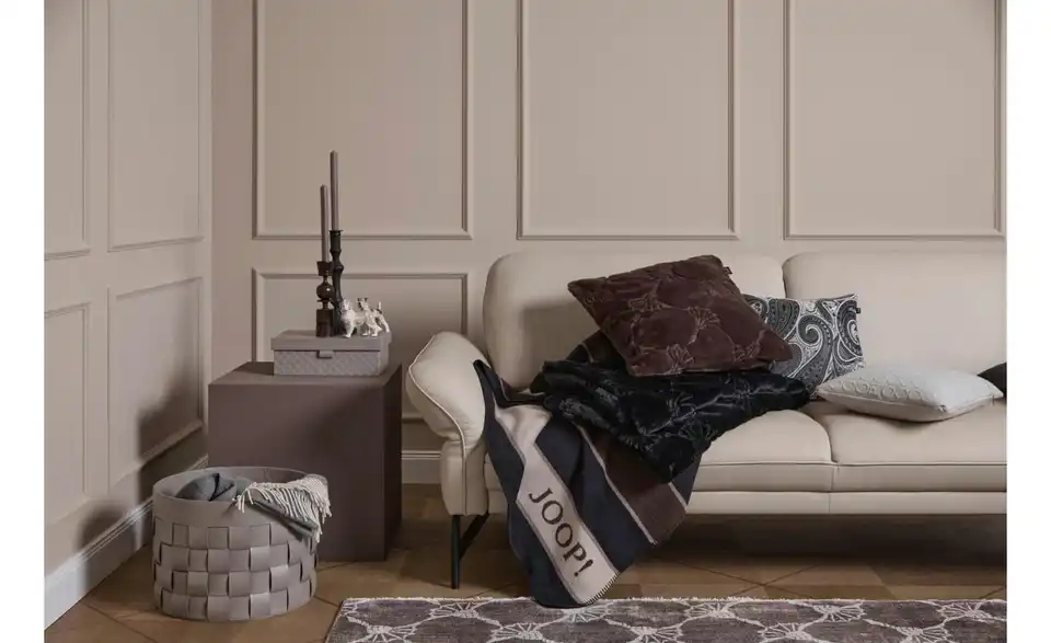 JOOP! Plaid, in Wohnsituation