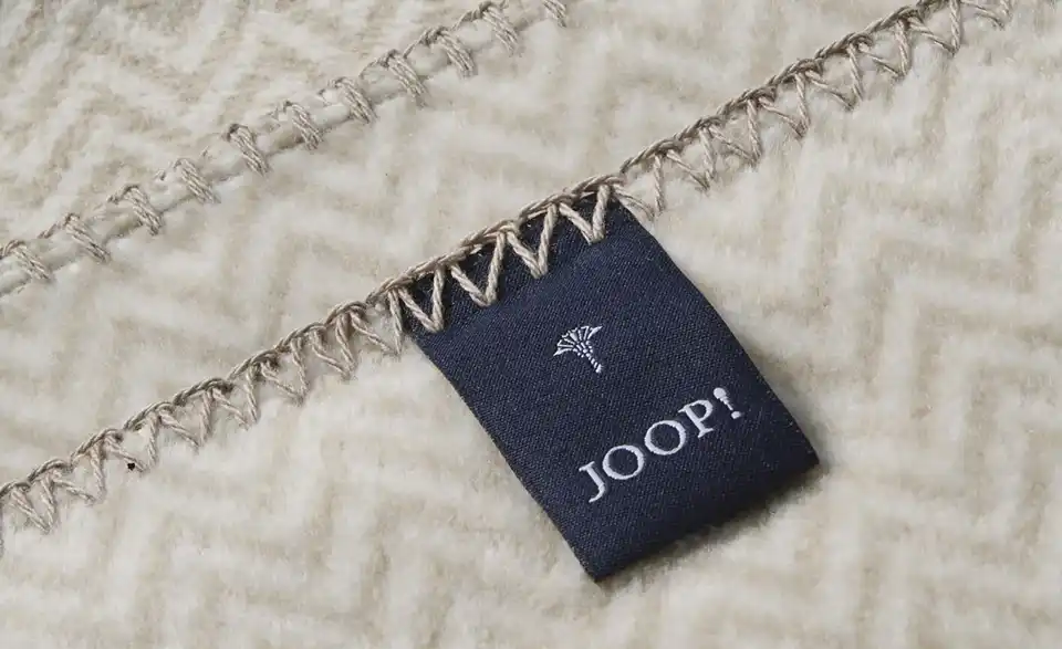 JOOP! Kuscheldecke J-Trend, Detailansicht
