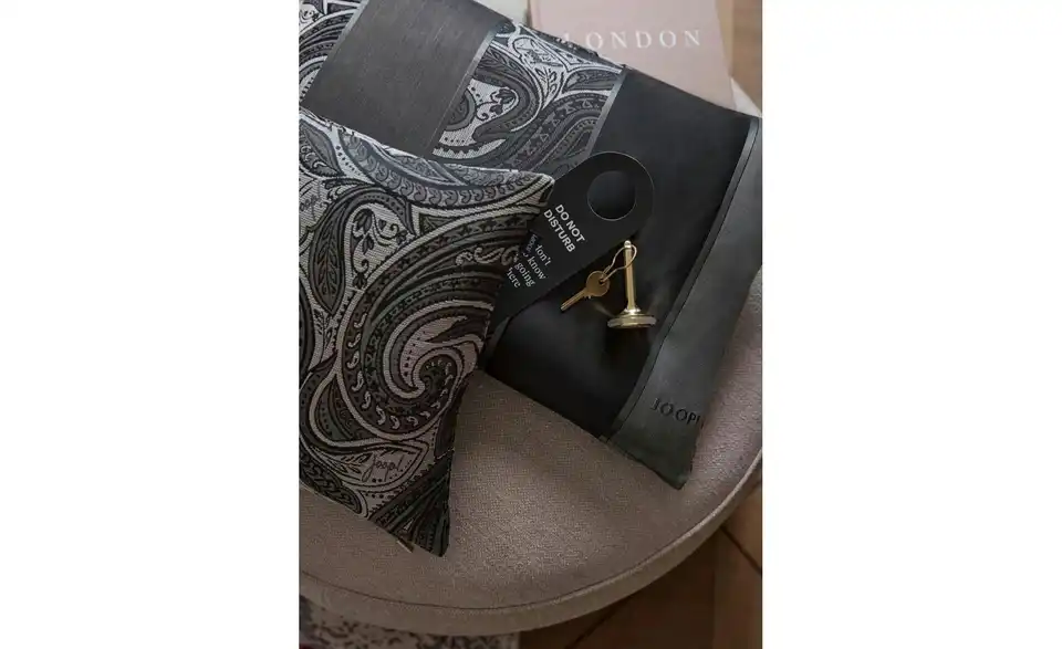 JOOP! Zierkissenhülle, in Wohnsituation