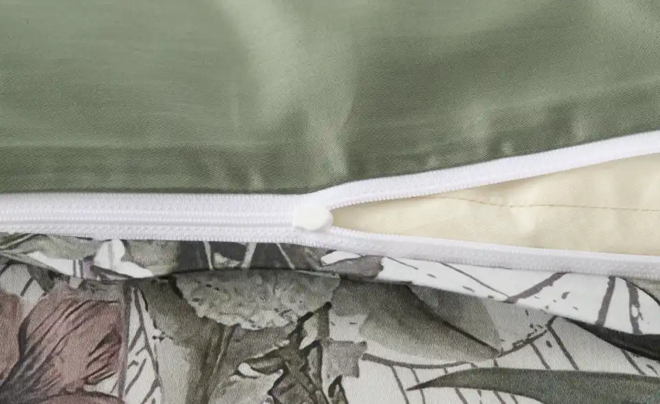 SCHÖNER WOHNEN Kollektion Satin Wende-Bettwäsche Tropical, Detailansicht