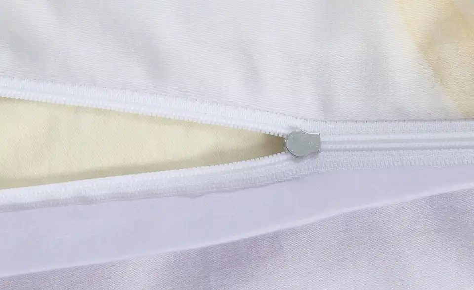 indigo Mako-Satin Wende-Bettwäsche Marble, Detailansicht