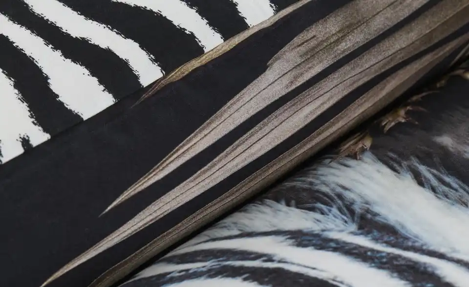 indigo Mako-Satin Wende-Bettwäsche Zebra Love, Detailansicht
