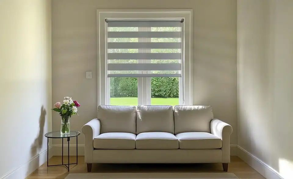 como Seilzugrollo D&N Duorollo, in Wohnsituation