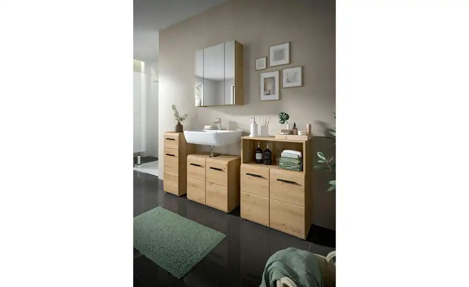 Badkombination, in Wohnsituation