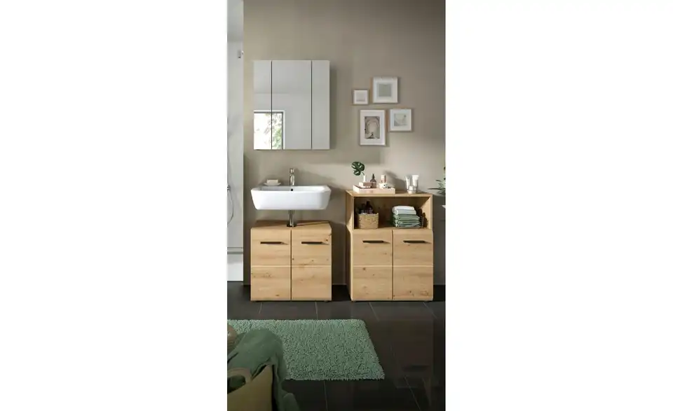 Badkombination, in Wohnsituation