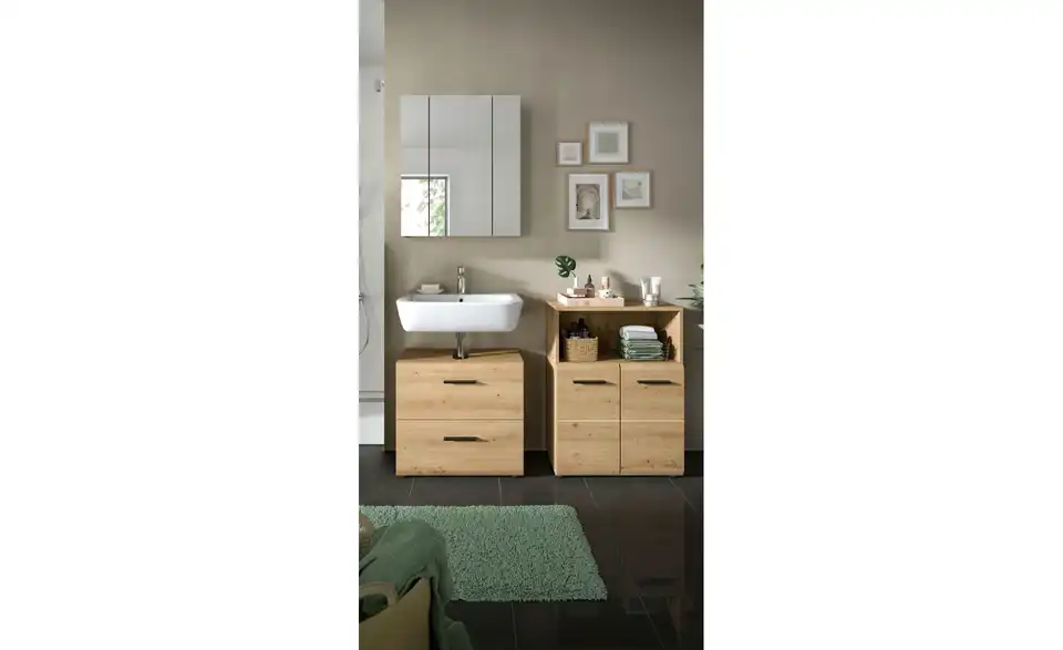 Badkombination, in Wohnsituation