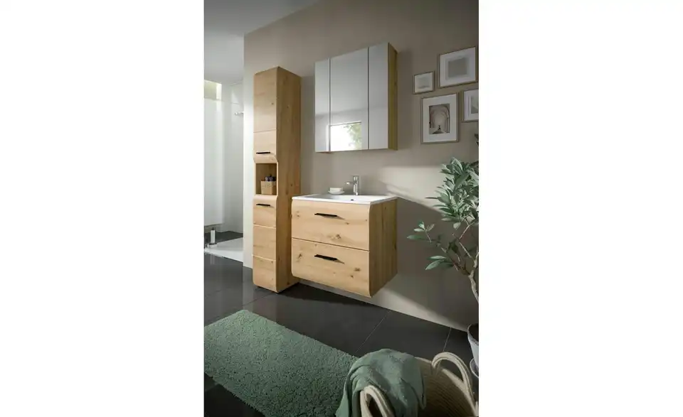 Badkombination, in Wohnsituation