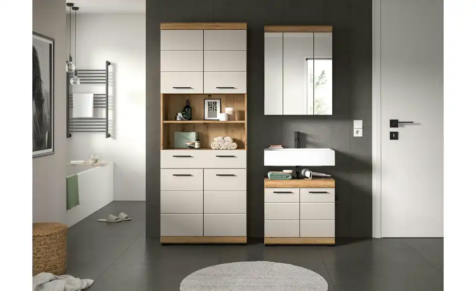 Badkombination, in Wohnsituation