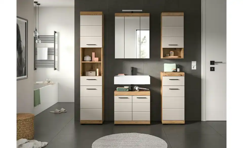 Badkombination, in Wohnsituation