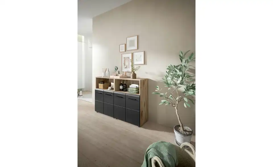 Badkombination, in Wohnsituation