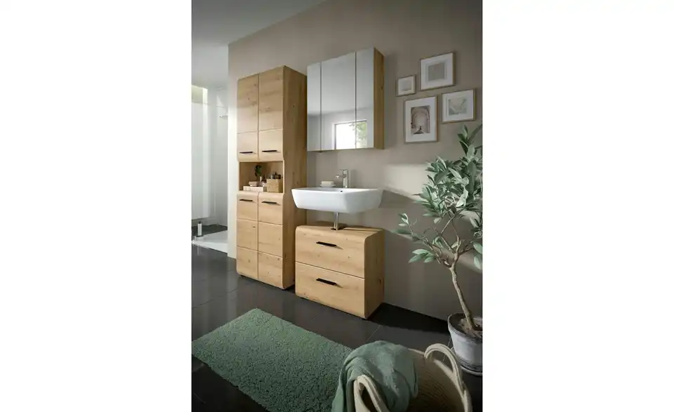 Badkombination, in Wohnsituation