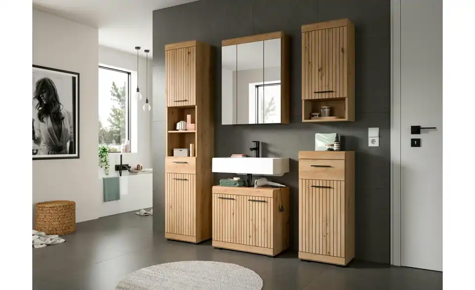 Spiegelschrank, in Wohnsituation
