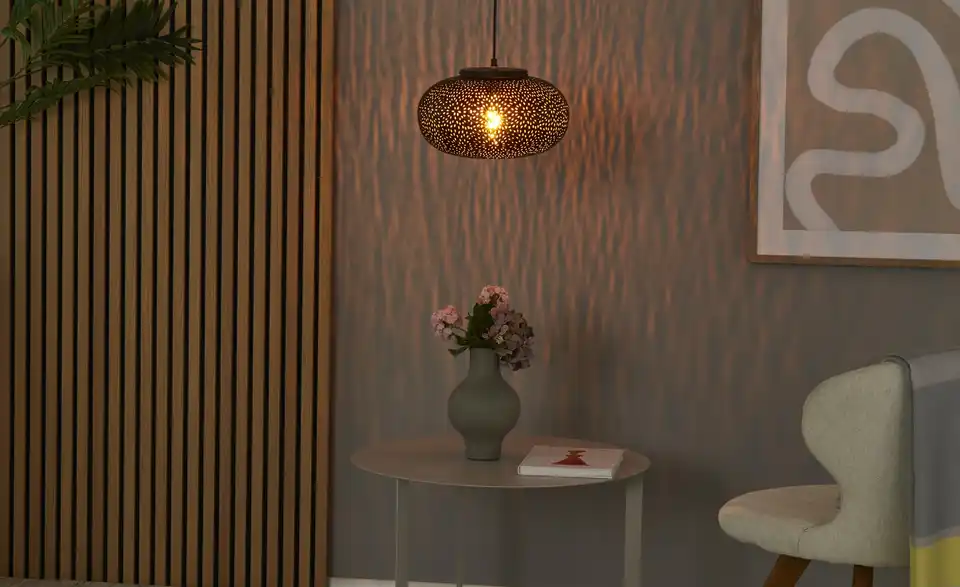 Pendelleuchte, in Wohnsituation