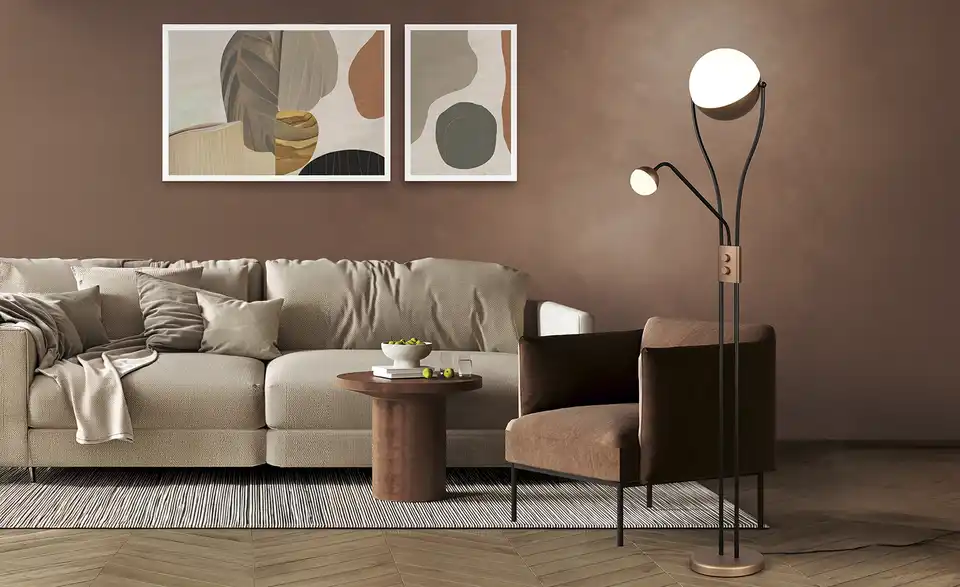 Trio LED-Deckenfluter, in Wohnsituation