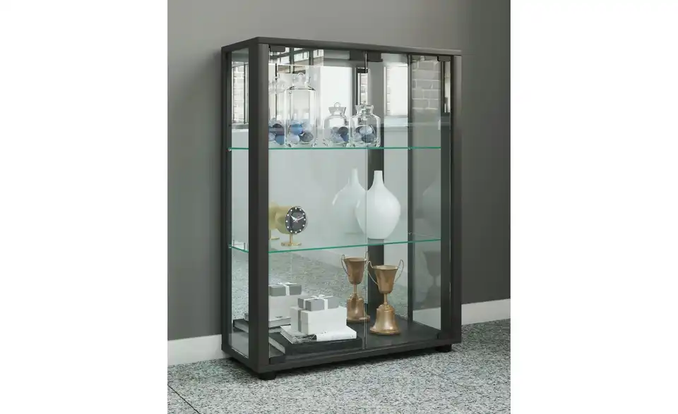 Vitrine Sintalo, in Wohnsituation