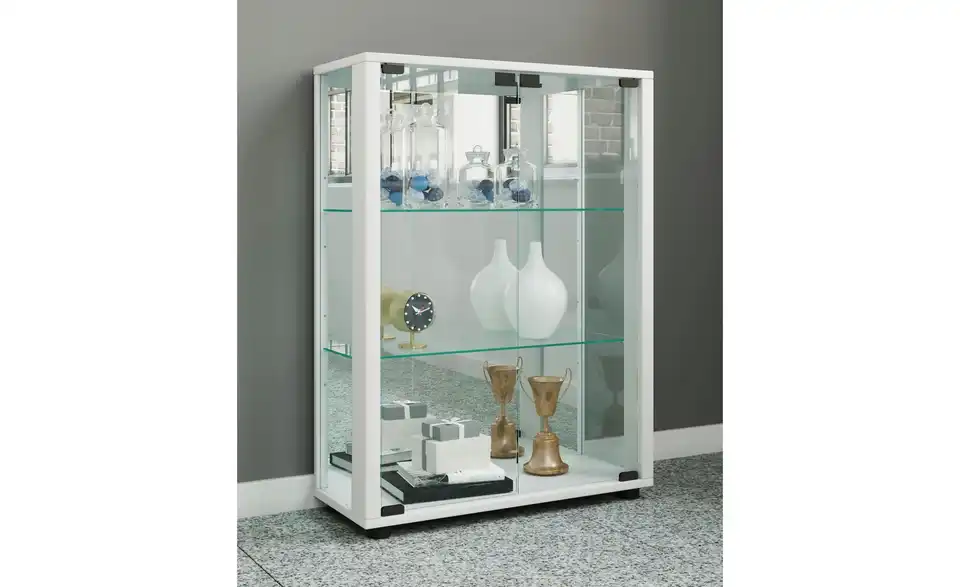 Vitrine Sintalo, in Wohnsituation