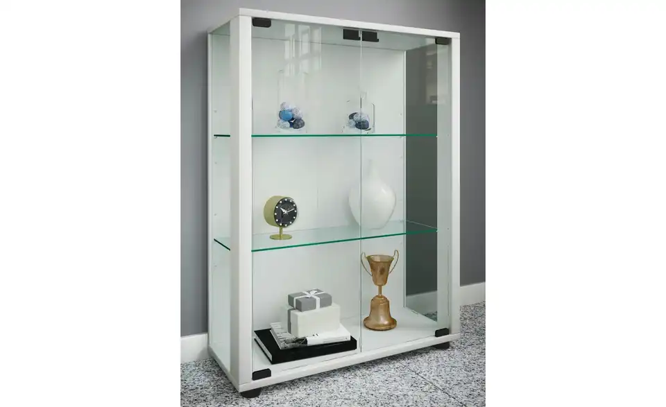 Vitrine Sintalo, in Wohnsituation