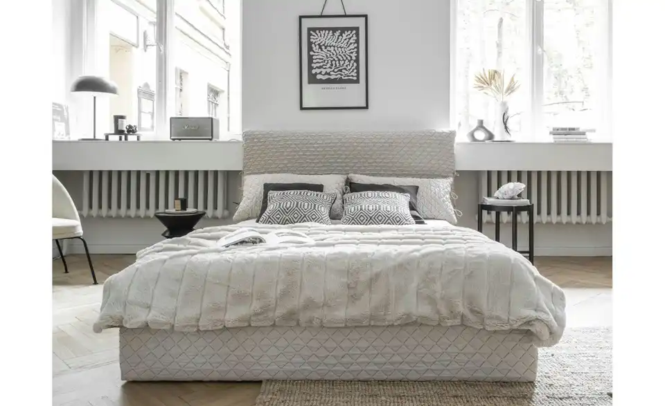 Miuform Polsterbett Sleepy Luna gemustert, in Wohnsituation