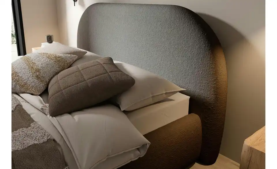 Selsey Polsterbett Ovo mit Bettkasten, in Wohnsituation