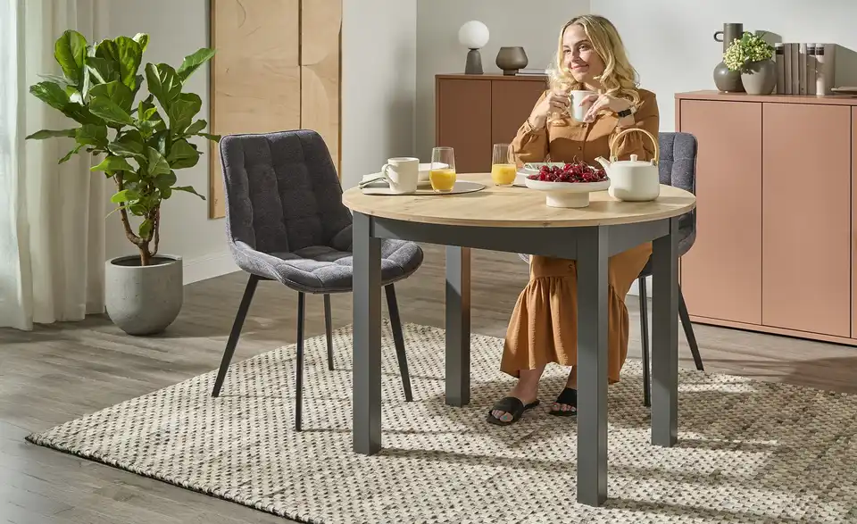 smart Ausziehbarer Esstisch Ben in verschiedenen Größen, in Wohnsituation