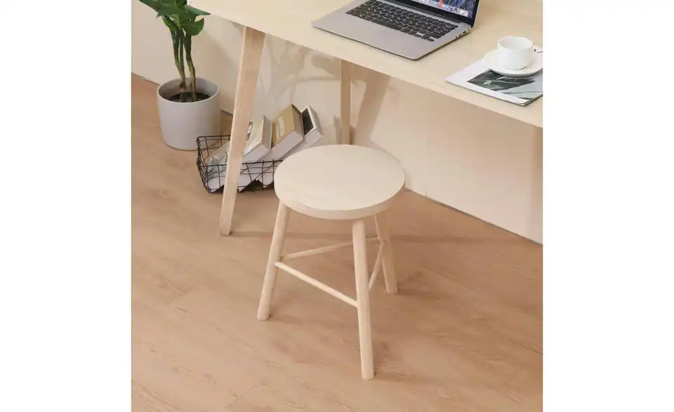 Hocker Itami, in Wohnsituation