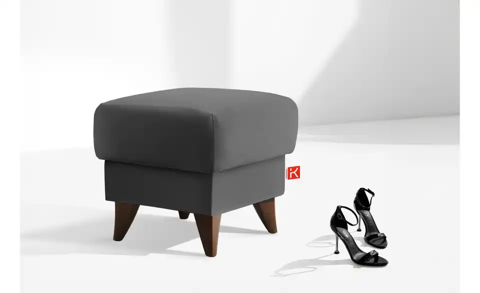 KONSIMO Hocker, in Wohnsituation