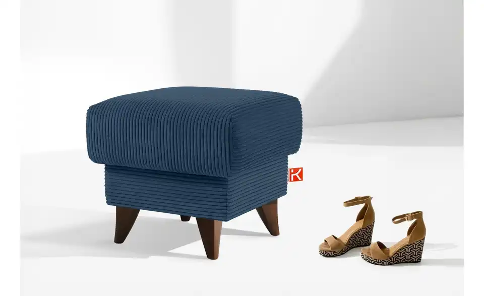 KONSIMO Hocker, in Wohnsituation