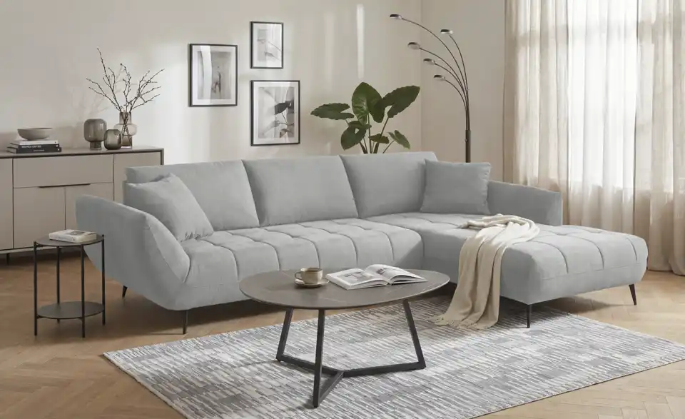 bobb Ecksofa Carly mit Sitztiefenverstellung, in Wohnsituation