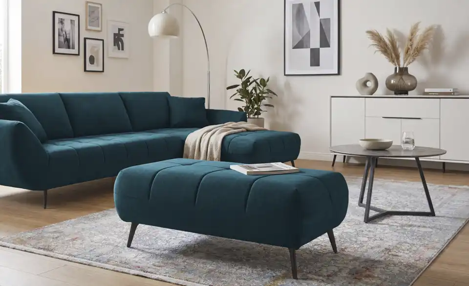 bobb Hocker Carly, in Wohnsituation