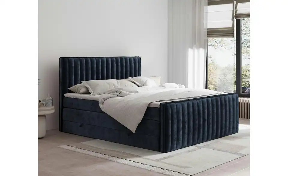 Boxspringbett mit Stauraum, in Wohnsituation