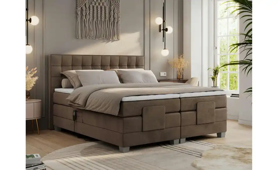 Motor Boxspringbett Elektro mit Bettkasten, in Wohnsituation