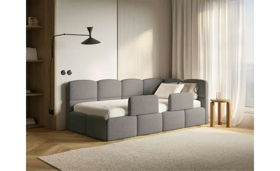 Selsey Polsterliege Cloudy mit Matratze und Rausfallschutz, in Wohnsituation