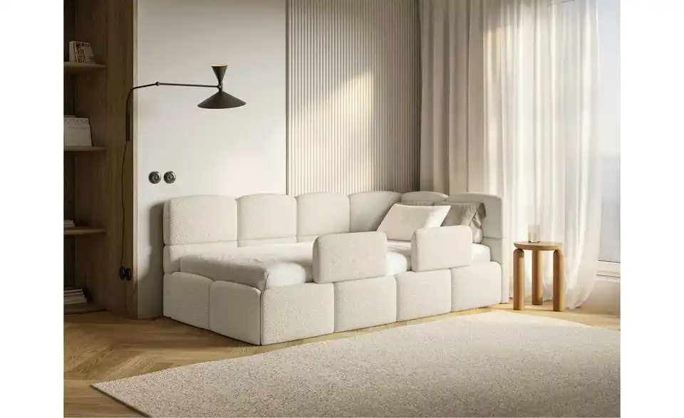 Selsey Polsterliege Cloudy mit Matratze und Rausfallschutz, in Wohnsituation