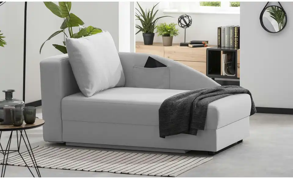 Max Winzer Recamiere Tobi, in Wohnsituation