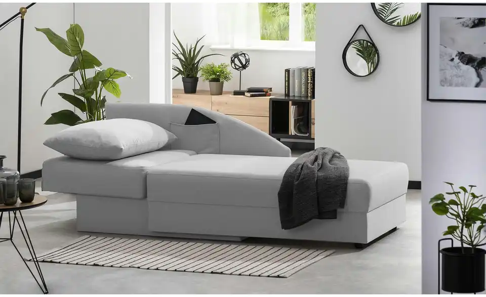 Max Winzer Recamiere Tobi, in Wohnsituation