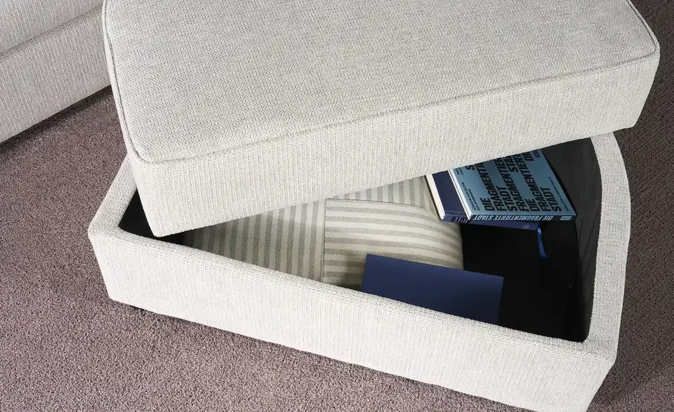Sofa 2-sitzig mit Hocker Arjana, Detailansicht