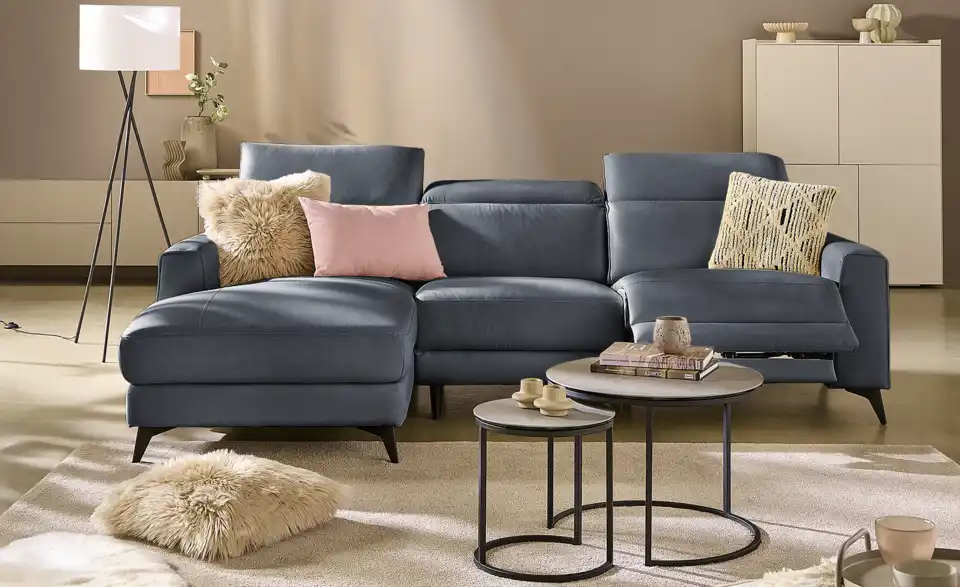 uno Ecksofa Taku mit Relaxfunktion, in Wohnsituation
