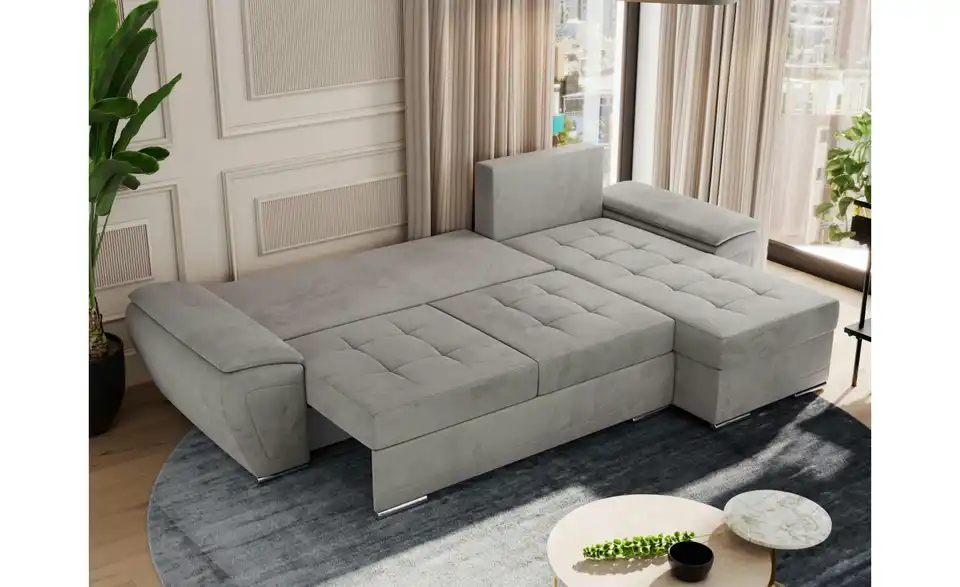 Ecksofa Hellgrau, in Wohnsituation