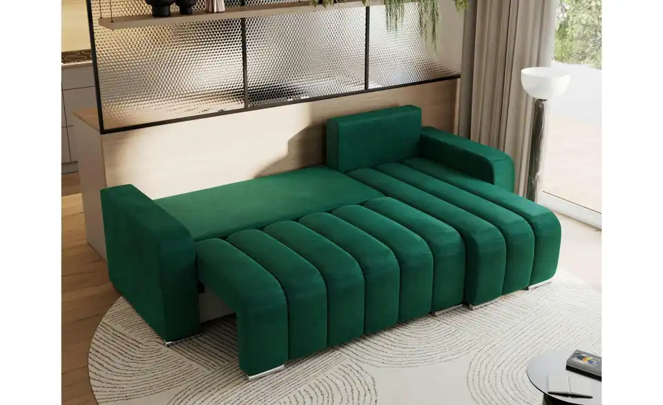 Ecksofa Dunkelgrün, in Wohnsituation