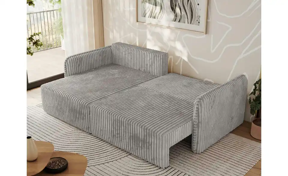 Ecksofa Hellgrau, in Wohnsituation