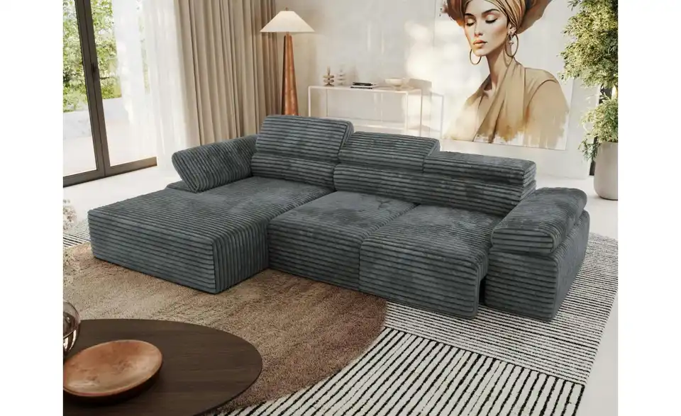 Ecksofa, in Wohnsituation