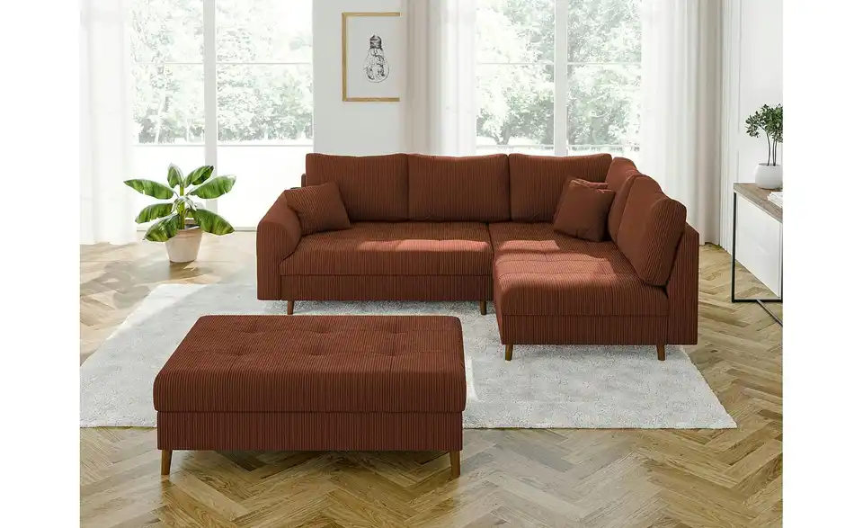Ecksofa mit Hocker Maya, in Wohnsituation