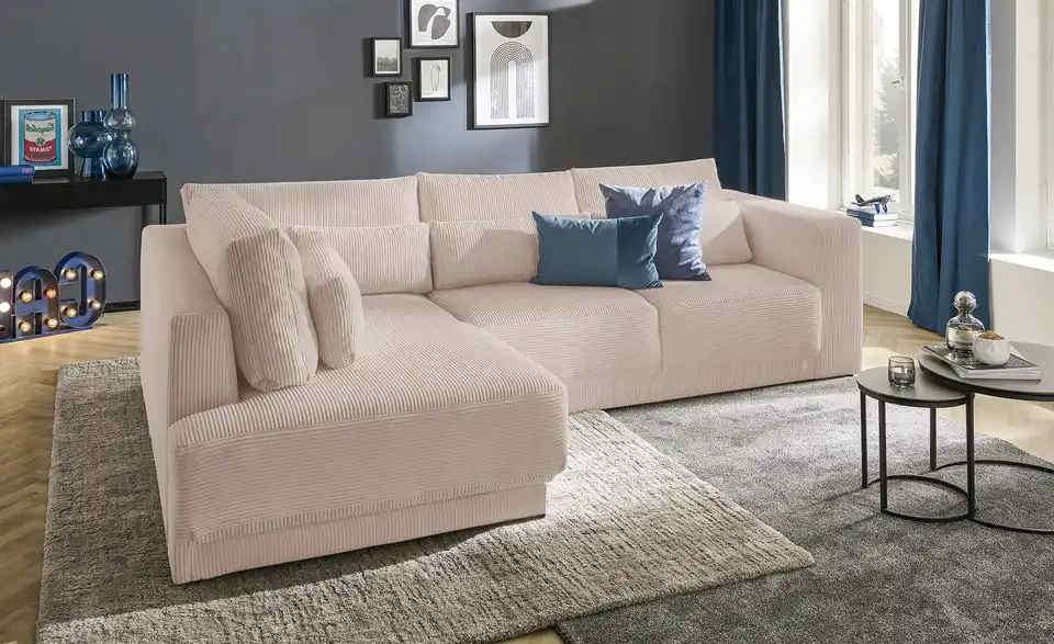 switch Ecksofa Tirana, in Wohnsituation
