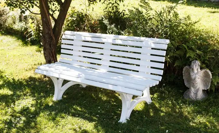 Gartenbänke mit & ohne Lehne finden Sie bei Höffner online