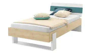 Bett Holly