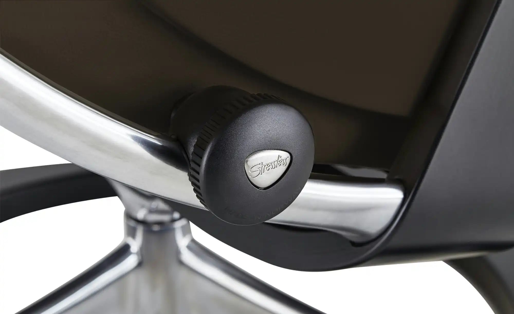 Thumbnail - Stressless Relaxsessel mit Hocker Leder Sunrise M ¦ braun ¦ Maße (cm): B: 83 H: 105 T: 74.0 Polstermöbel > Sessel > Fern...