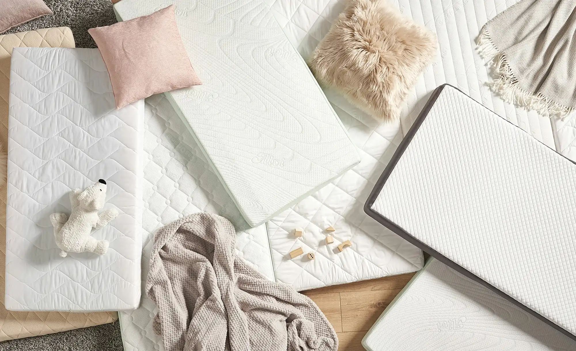 Thumbnail - Alvi Kindermatratze  Moon ¦ weiß ¦ Maße (cm): B: 70 H: 10 Matratzen & Zubehör > Matratzen-Arten > Schaumstoff-Matratzen ...