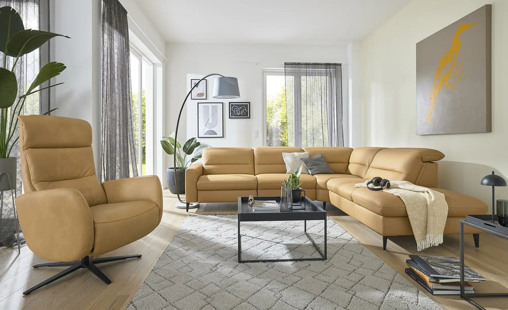 Thumbnail - Musterring Couchtisch JustB! ¦ schwarz ¦ Maße (cm): B: 68 H: 38 Tische > Couchtische > Couchtisch Massivholz - Höffner