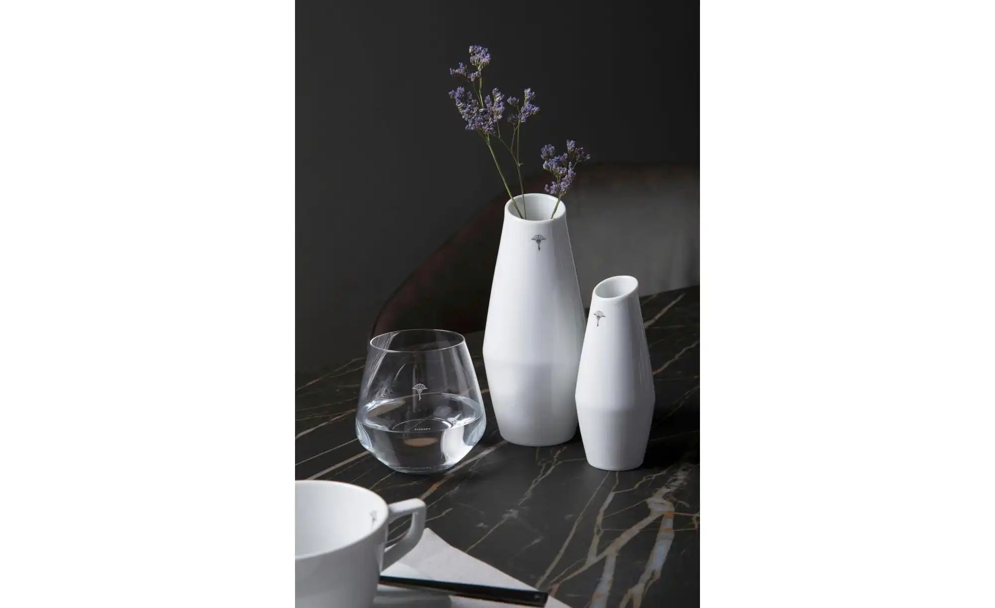 JOOP! Vase   ¦ weiß ¦ Kunstleder ¦ Maße (cm): B: 8,1 H: 18 Accessoires > Va günstig online kaufen