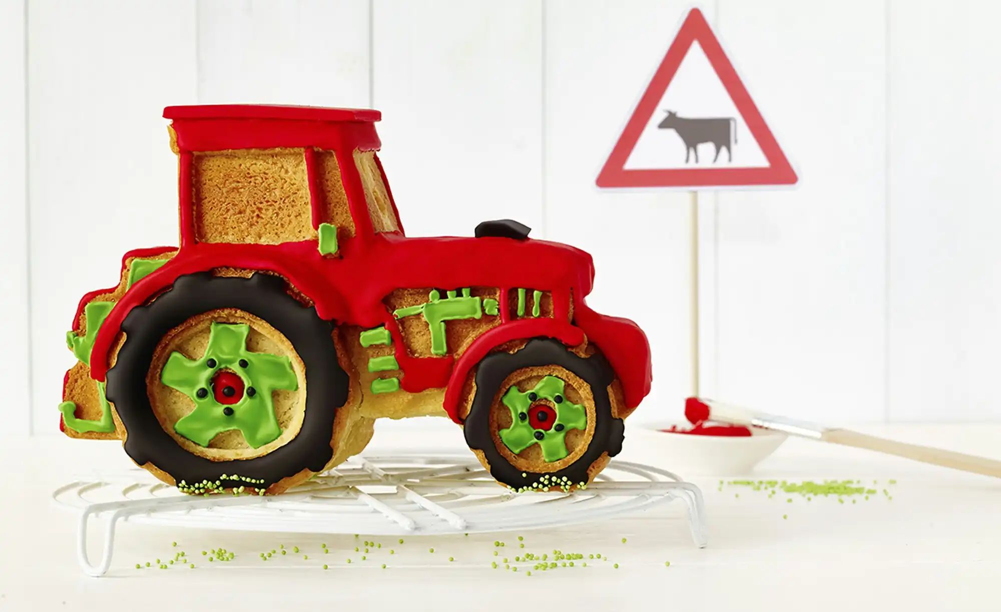 Thumbnail - Birkmann Motivbackfom "Traktor" ¦ grün ¦ Stahlblech ¦ Maße (cm): B: 24,5 H: 16 T: 10.0 Backen & Zubehör > Backformen -...